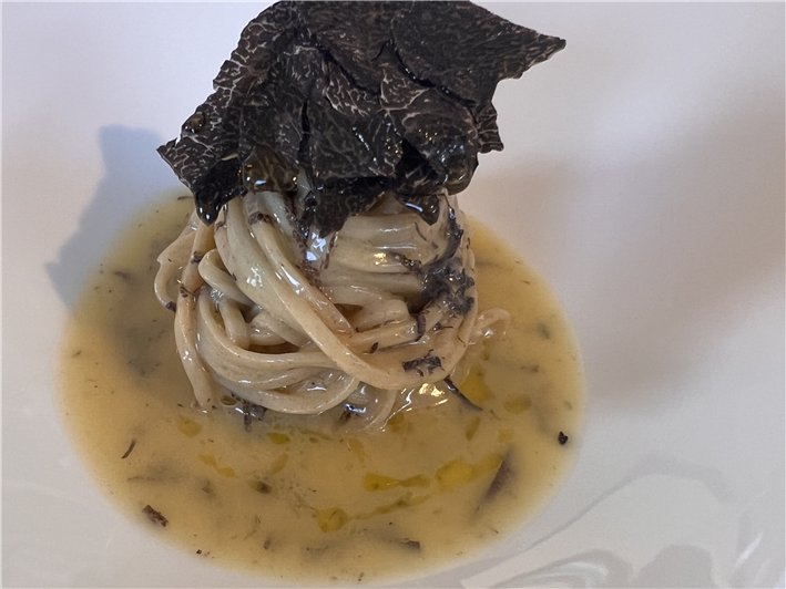 spaghetti with truffle